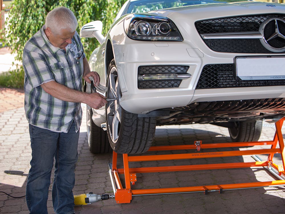 LIFTECHNIK™ - Autoaufzug